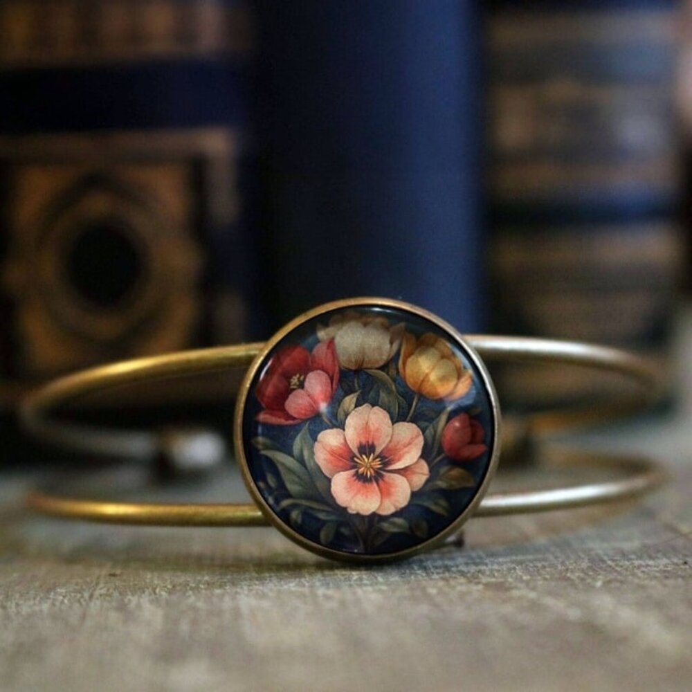 Moody Tulip Flowers Cuff Bracelet - Bronze and Glass Cabochon‎ - Spring Jewelry